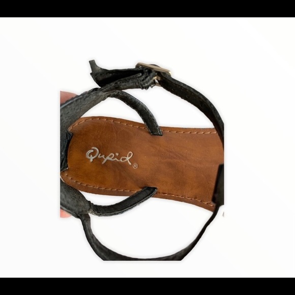 Qupid T Strap Sandals Sz 6 - Picture 3 of 5